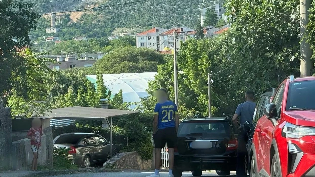 Dijete udario Mercedes u Mostaru